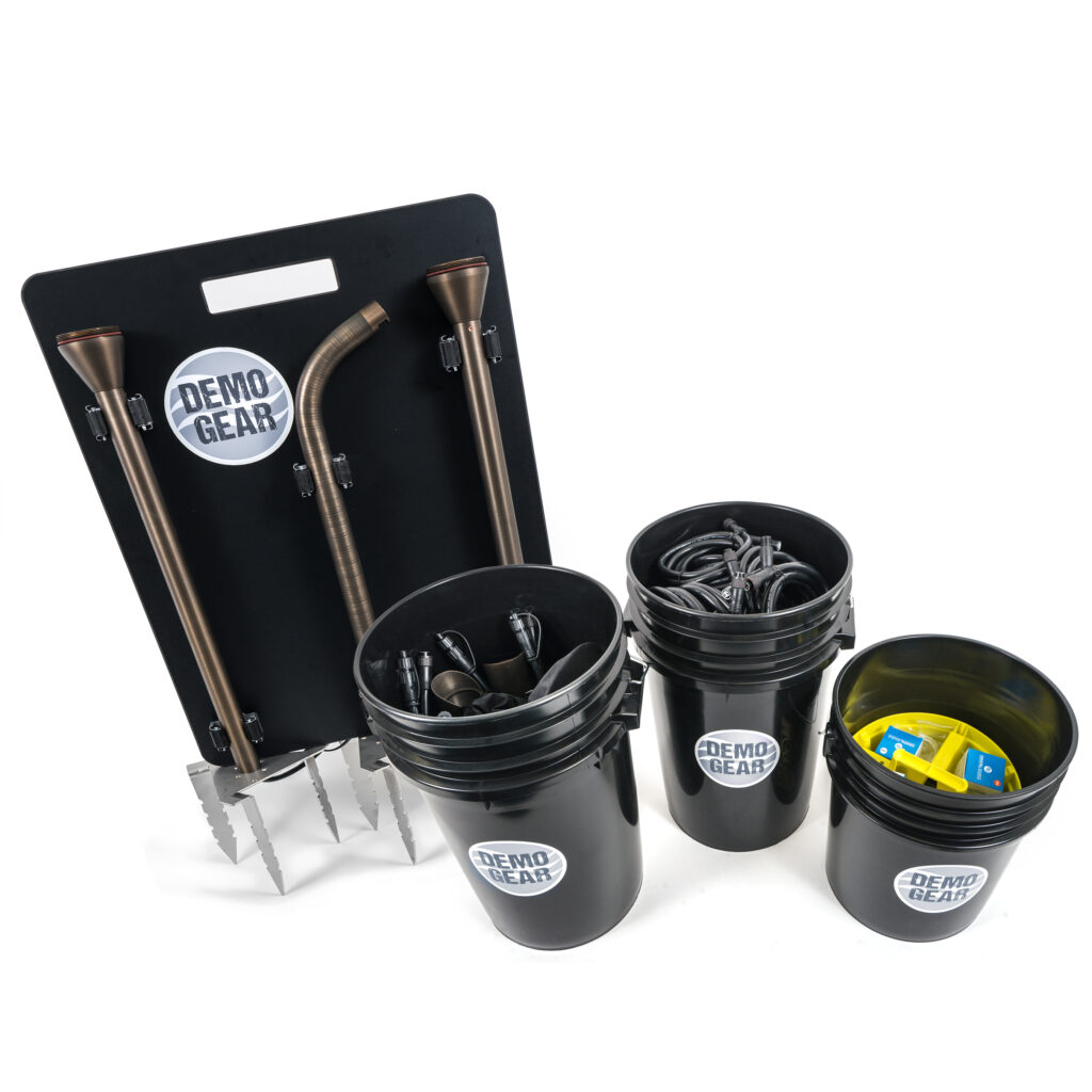Black Buckets Screen Shot