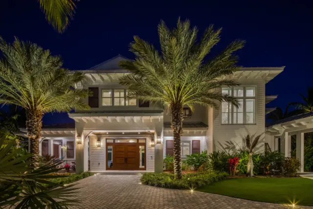 Award-winning outdoor living! 🏆 Jasmine House, a stunning modern coastal retreat on Duck Key, has earned a Pinnacle Award from Luxury Pools + Outdoor Living!

Designed and built by @dasignsource this exceptional property brings together sophisticated architecture, thoughtful outdoor living spaces, and Coastal Source lighting and audio to create a truly remarkable waterfront experience.

Congratulations to everyone who helped bring this award-winning project to life!

@luxurypoolsmag